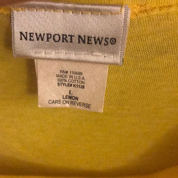 Newport News size L yellow top - Picture 4 of 4